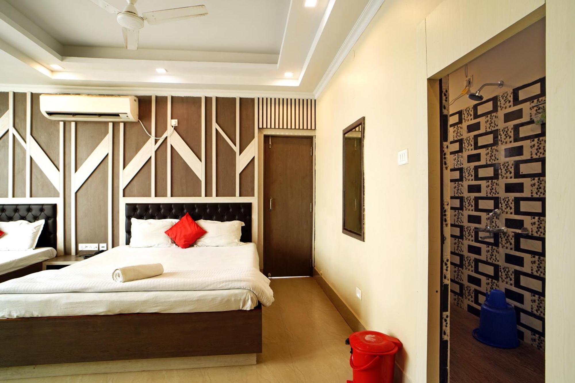 Royal Sea View !! Beach Front With Free Wifi !! Digha  Exterior photo