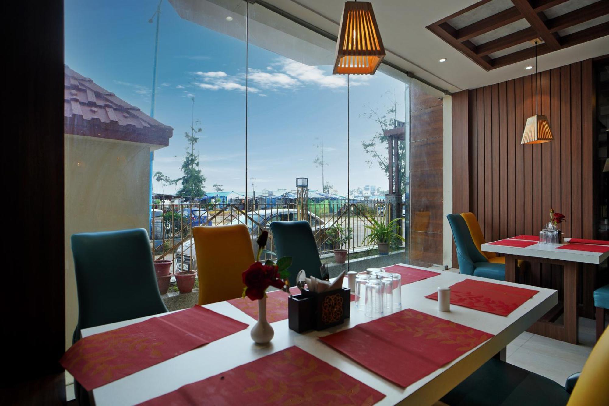 Royal Sea View !! Beach Front With Free Wifi !! Digha  Exterior photo